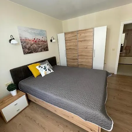 Rich-2 Sp Apartmán Ravda